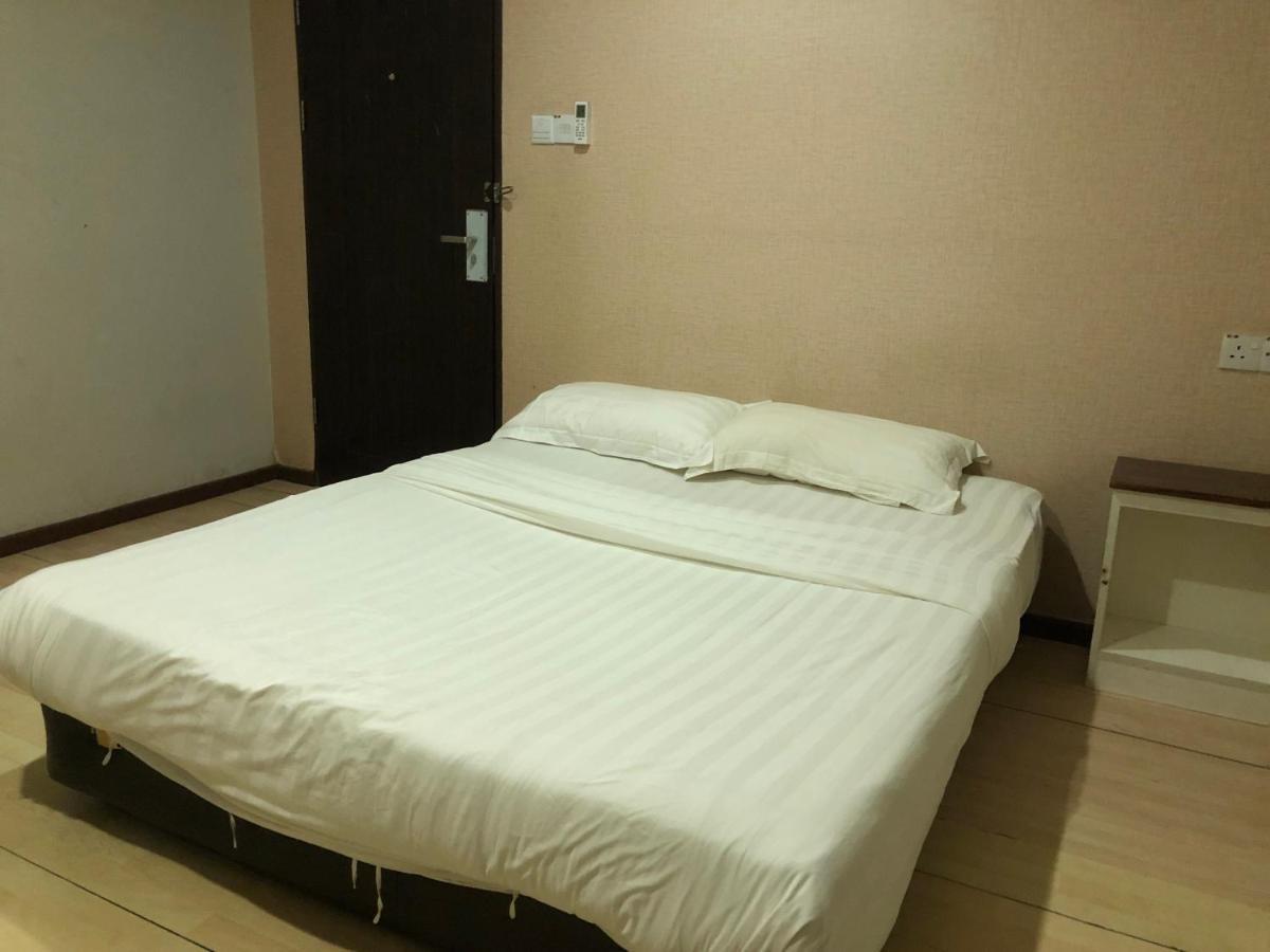 Super Oyo 90668 Joy Inn Miri Eksteriør billede